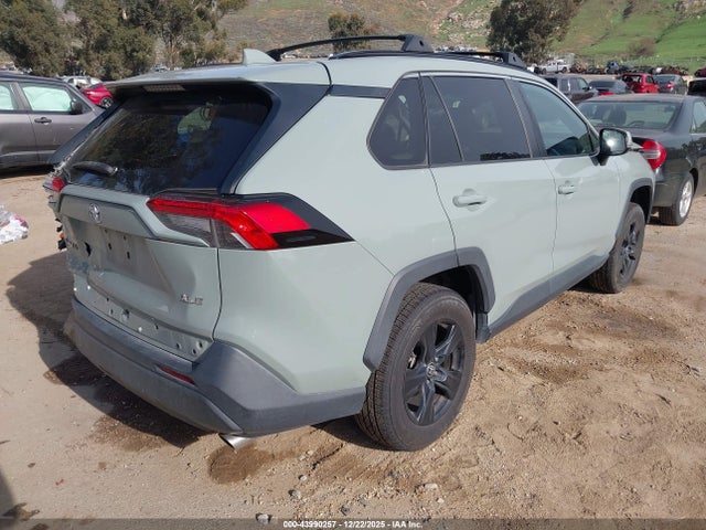 2T3W1RFV0MW180595 Toyota Rav4 Xle