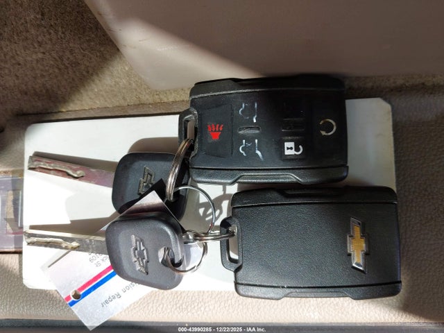 1GNSKBKC9JR238679 Chevrolet Tahoe Lt