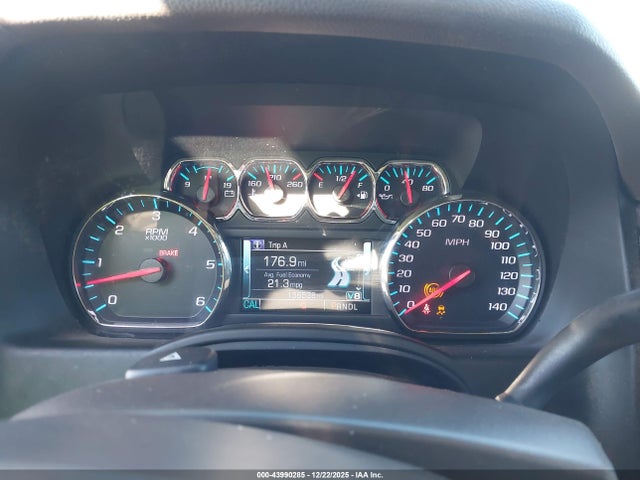 1GNSKBKC9JR238679 Chevrolet Tahoe Lt