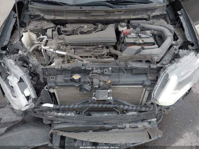 5N1AT2MV8JC713060 Nissan ROGUE SV