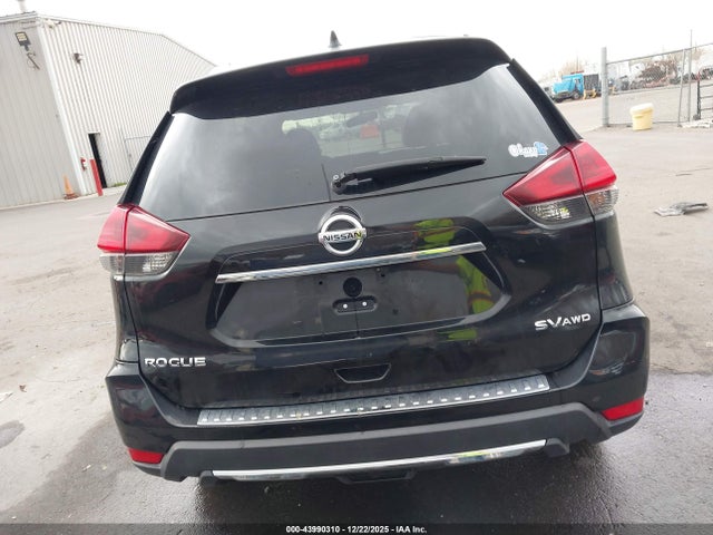5N1AT2MV8JC713060 Nissan ROGUE SV
