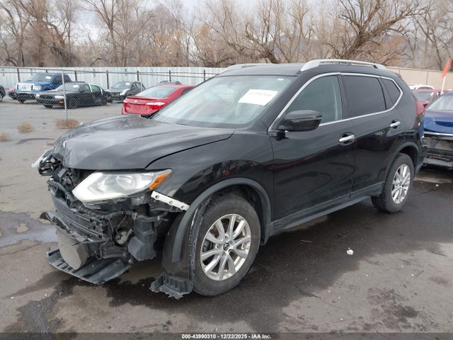 5N1AT2MV8JC713060 Nissan ROGUE SV