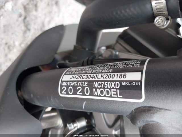 43990324 :رقم المزاد ، JH2RC9040LK200186 vin ، 2020 Honda Nc750 Xd مزاد بيع