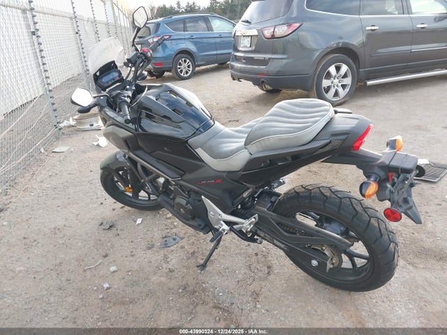 43990324 :رقم المزاد ، JH2RC9040LK200186 vin ، 2020 Honda Nc750 Xd مزاد بيع