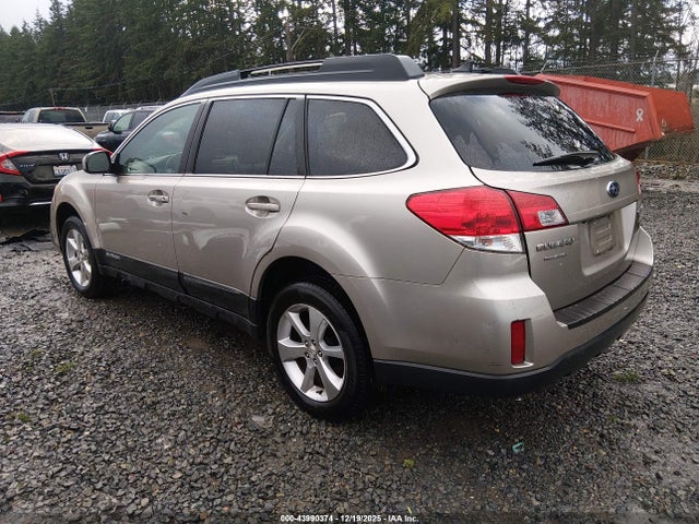 Subaru Outback 2.5i Limited 2014 4S4BRBLC2E3315996 Image 3