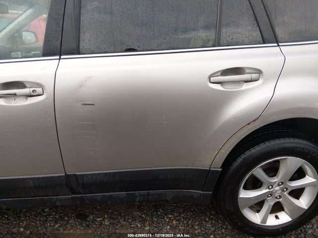 Subaru Outback 2.5i Limited 2014 4S4BRBLC2E3315996 Image 6