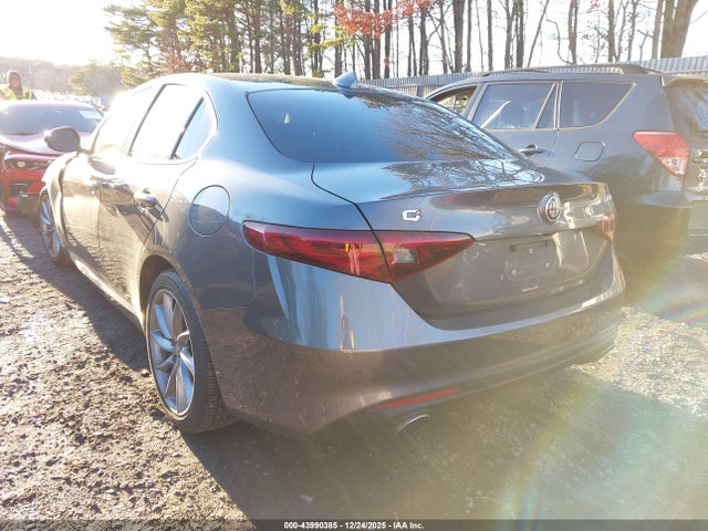 2017 ALFA ROMEO GIULIA ZARFAEDN8H7531854 Photo 2