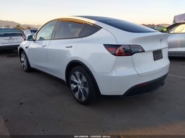2022 TESLA MODEL Y 7SAYGAEE4NF490494 Photo 2