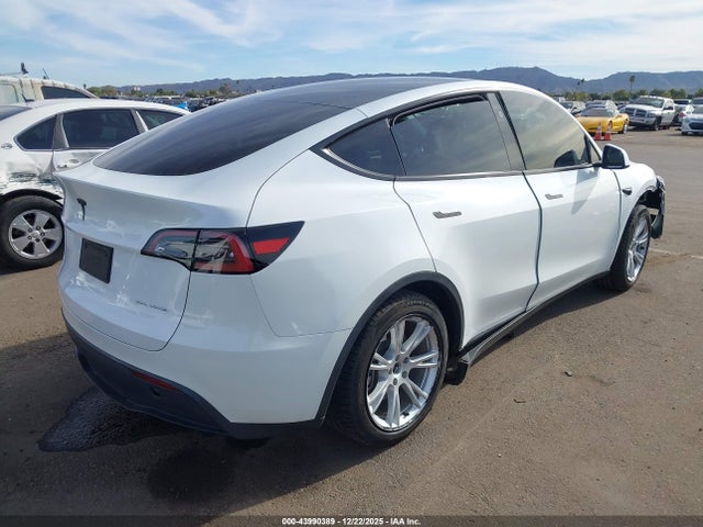 2023 TESLA MODEL Y 7SAYGDEE4PA134810 Photo 3