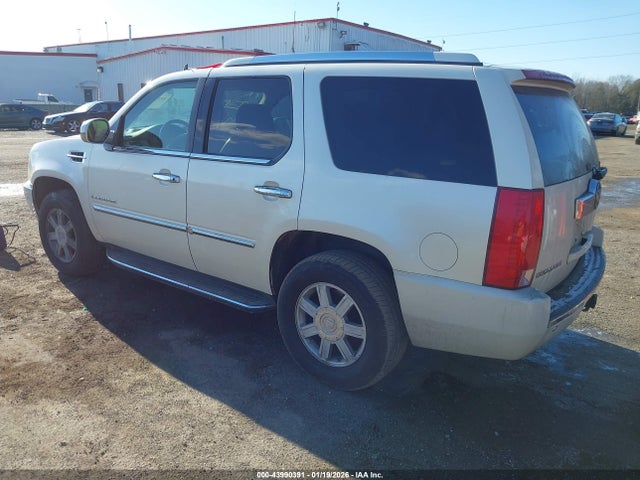 2007 CADILLAC ESCALADE 1GYFK638X7R212087 Photo 2