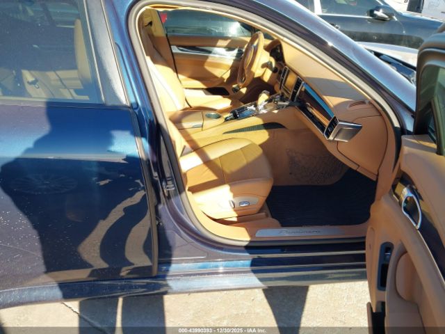 2011 PORSCHE PANAMERA WP0AA2A7XBL013400 Photo 4