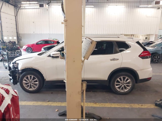 Nissan ROGUE SV 2017 KNMAT2MVXHP535580 Image 14
