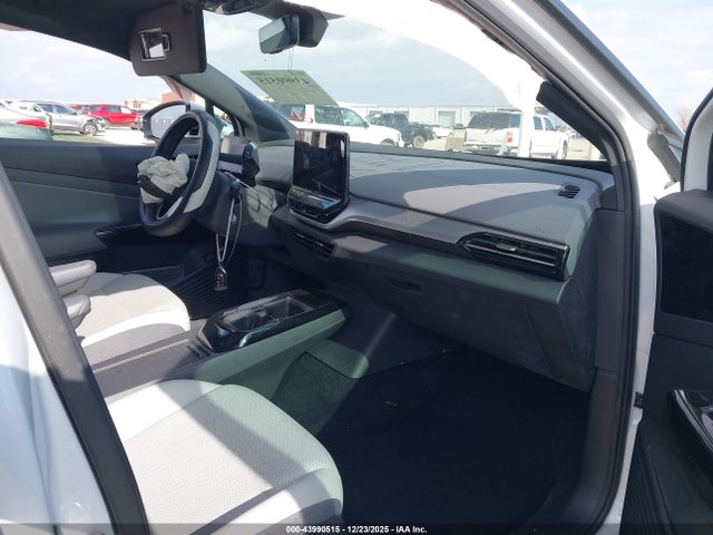 2022 VOLKSWAGEN ID.4 WVGTMPE23NP066752 Photo 4