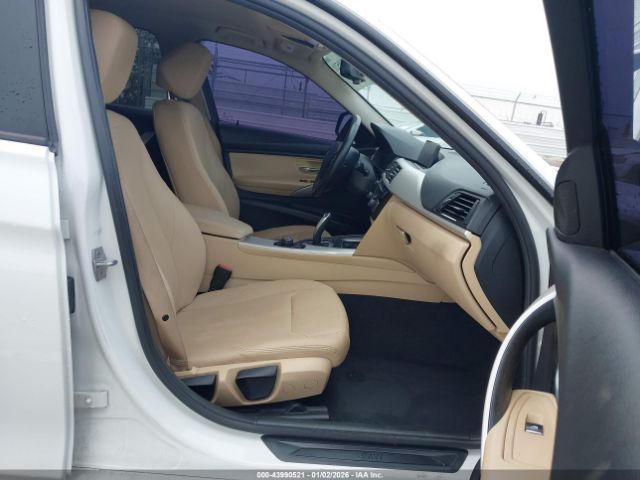 2018 BMW 320I WBA8E1G51JNU88999 Photo 4