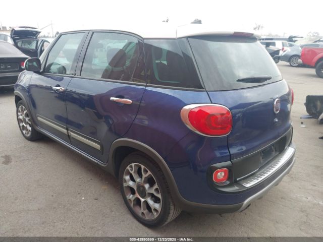 2015 FIAT 500L ZFBCFADH4FZ033222 Photo 2