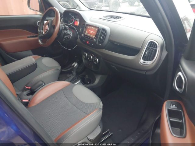 2015 FIAT 500L ZFBCFADH4FZ033222 Photo 4