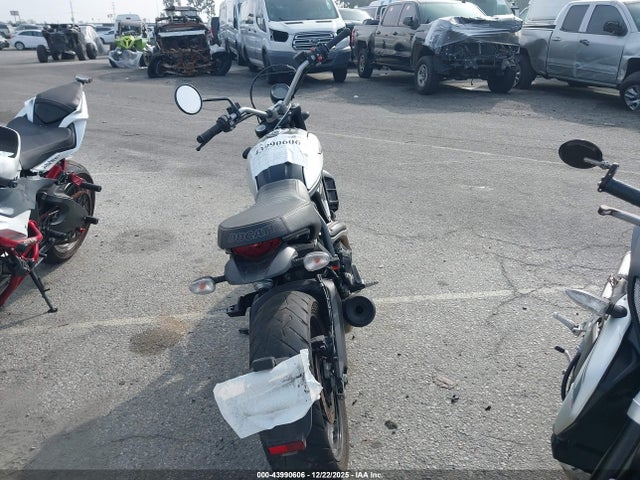 ML0KAFPM6PT007044 Ducati Scrambler Desert Sled