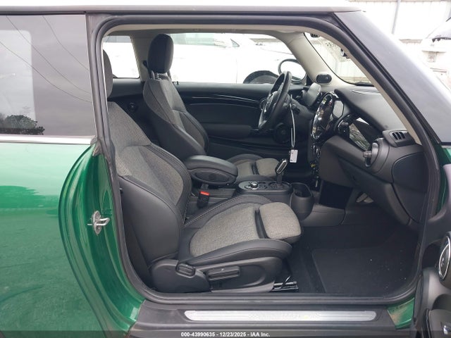 2023 MINI SE HARDTOP WMW13DJ04P2S68708 Photo 4