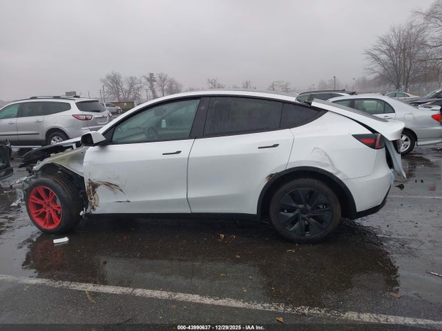 43990637 :رقم المزاد ، 7SAYGDEE0SA345771 vin ، 2025 Tesla Model Y Long Range Dual Motor All-wheel Drive مزاد بيع