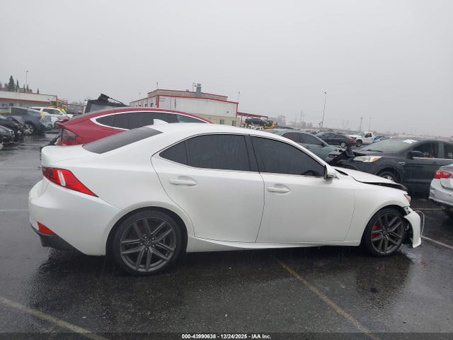 43990638 :رقم المزاد ، JTHBF1D22E5029503 vin ، 2014 Lexus Is 250 مزاد بيع