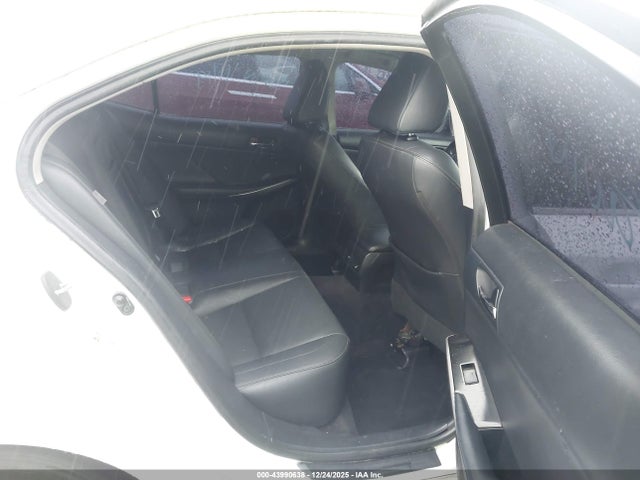 43990638 :رقم المزاد ، JTHBF1D22E5029503 vin ، 2014 Lexus Is 250 مزاد بيع