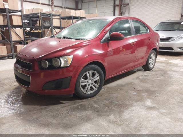 1G1JC5SHXF4181131 Chevrolet Sonic Lt Auto