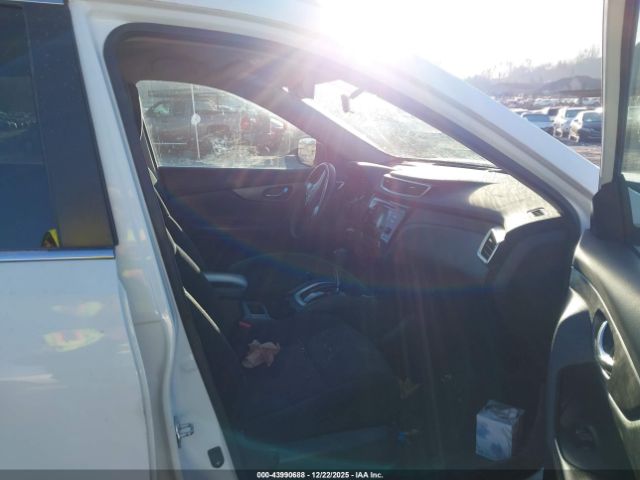 2016 NISSAN ROGUE 5N1AT2MM3GC882970 Photo 4