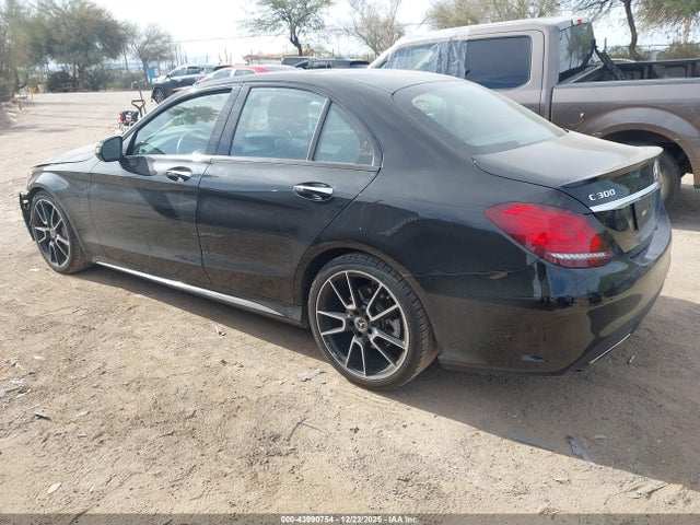 55SWF8DB9KU288106 Mercedes-Benz C 300