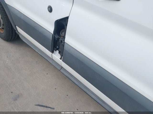 Ford Transit-250 2017 1FTYR2DG9HKA30979 Image 18