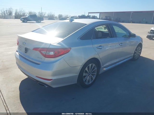 2017 HYUNDAI SONATA 5NPE34AF9HH579981 Photo 3