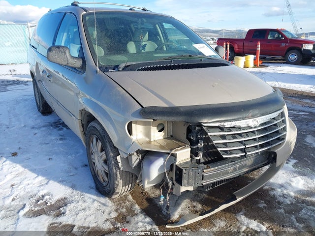 2006 Chrysler Town & Country Limited მანქანა იყიდება აუქციონზე, vin: 2A4GP64LX6R771916, აუქციონის ნომერი: 43990778