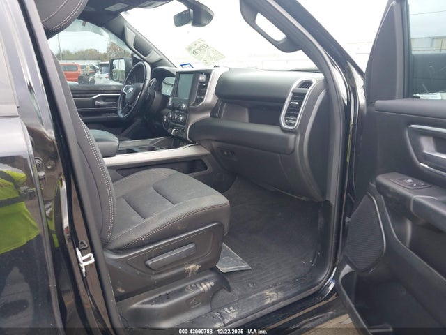 2023 RAM 1500 1C6SRFFT2PN595568 Photo 4