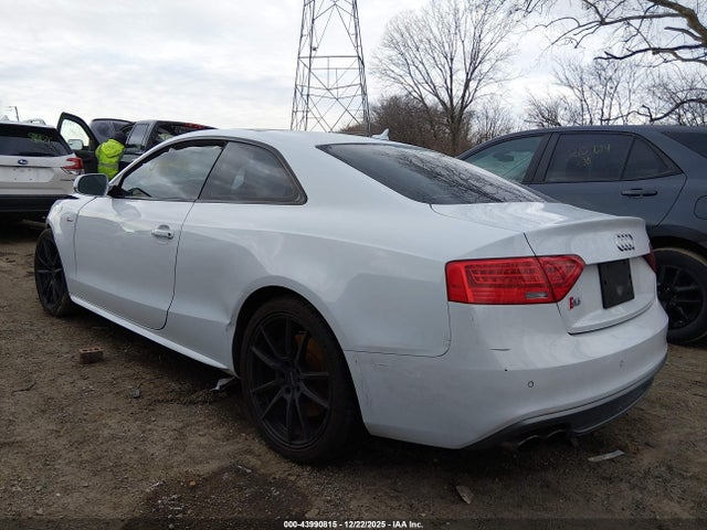 2014 AUDI S5 WAUCGAFR5EA018755 Photo 2