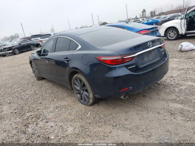 2018 MAZDA MAZDA6 JM1GL1VMXJ1307632 Photo 2
