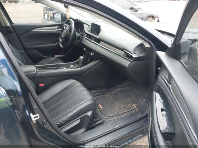 2018 MAZDA MAZDA6 JM1GL1VMXJ1307632 Photo 4