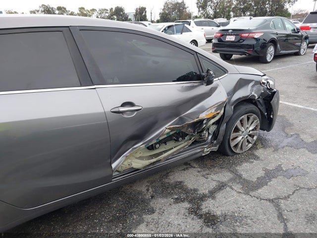 KIA FORTE EX 2015 KNAFX5A86F5271855 Image 6