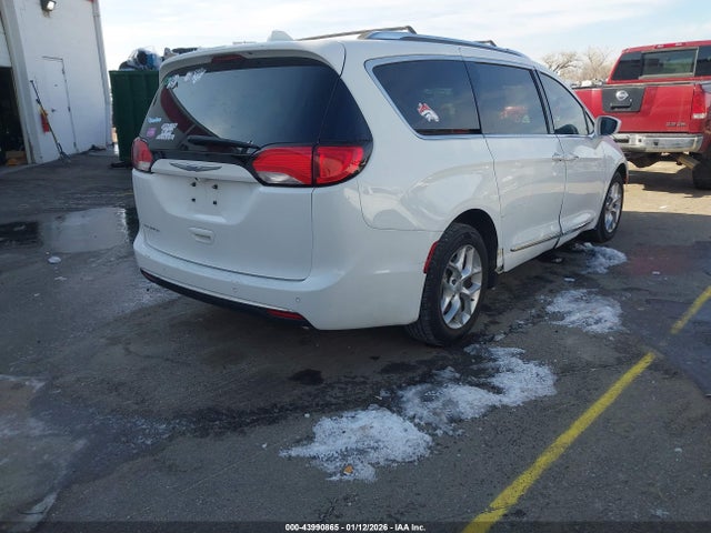 Chrysler Pacifica Touring-l Plus 2018 2C4RC1EG7JR290285 Image 4