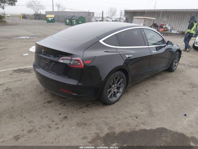 2018 TESLA MODEL 3 5YJ3E1EA2JF070995 Photo 3