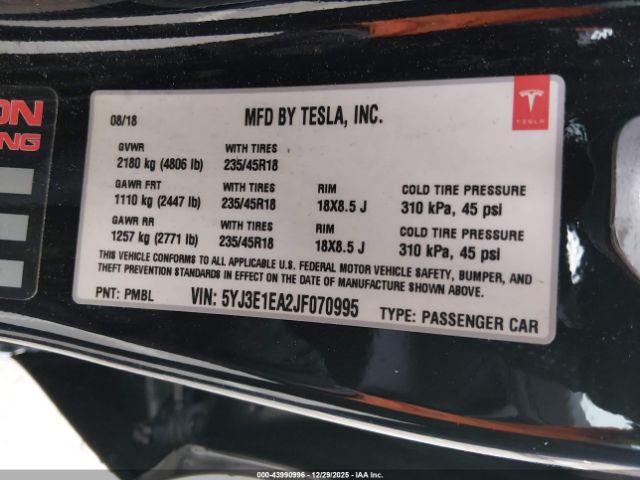 2018 TESLA MODEL 3 5YJ3E1EA2JF070995 Photo 8
