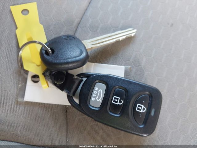 2019 HYUNDAI ELANTRA 5NPD74LF6KH495797 Photo 10