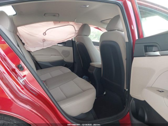 2019 HYUNDAI ELANTRA 5NPD74LF6KH495797 Photo 7