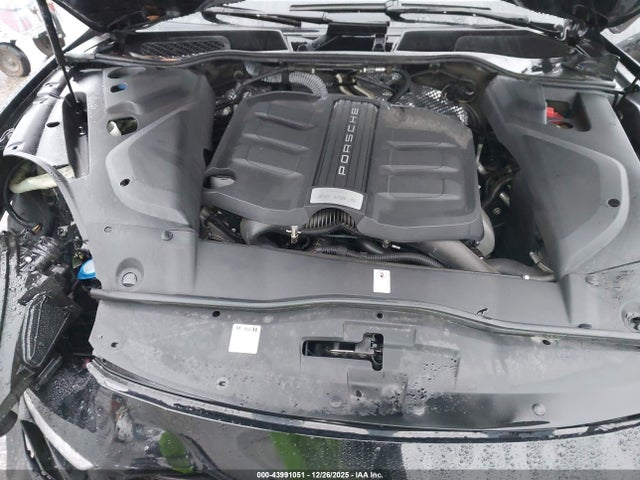 2017 PORSCHE CAYENNE WP1AB2A20HLA50559 Photo 9