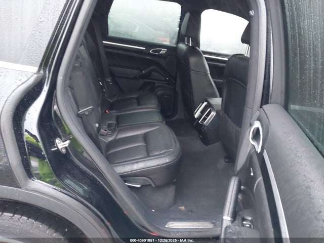 2017 PORSCHE CAYENNE WP1AB2A20HLA50559 Photo 7