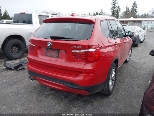 2016 BMW X3 5UXWX9C55G0D94799 Photo 3