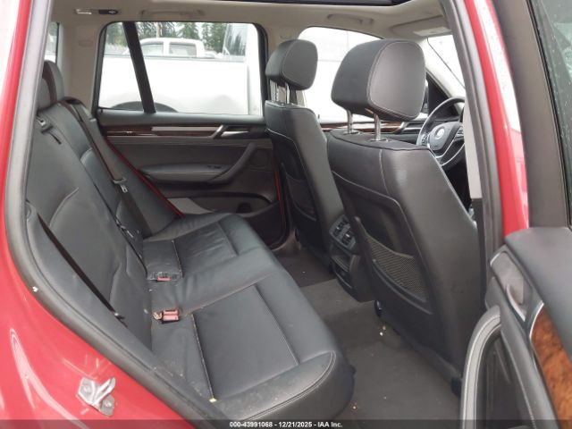 2016 BMW X3 5UXWX9C55G0D94799 Photo 7