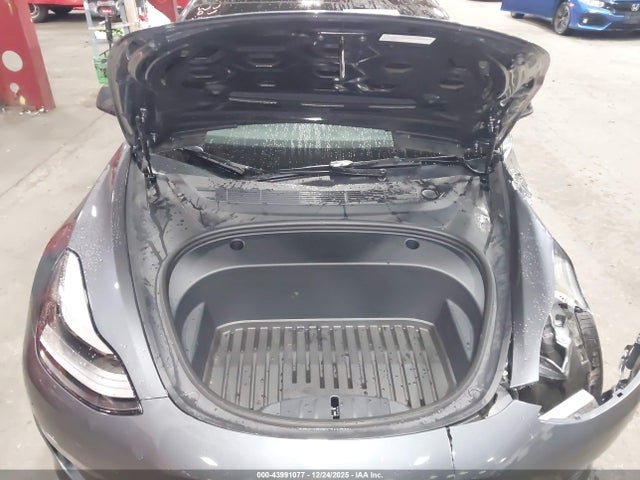 2023 TESLA MODEL 3 5YJ3E1EAXPF657602 Photo 9