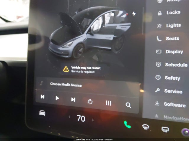 Tesla Model 3 Rear-wheel Drive 2023 5YJ3E1EAXPF657602 Image 19