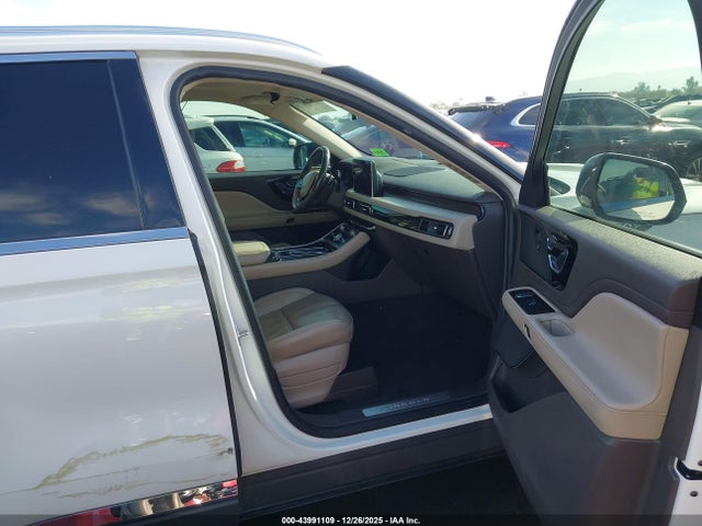 5LM5J7WC6NGL20461 Lincoln Aviator Reserve