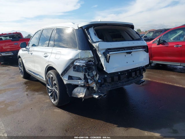 5LM5J7WC6NGL20461 Lincoln Aviator Reserve