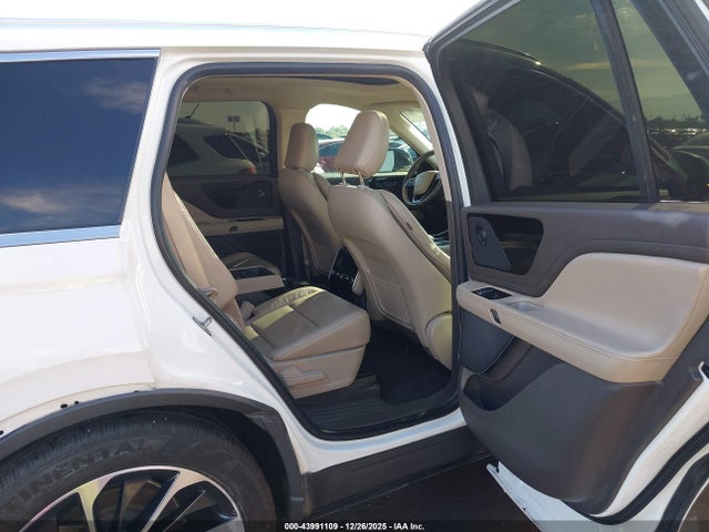 5LM5J7WC6NGL20461 Lincoln Aviator Reserve